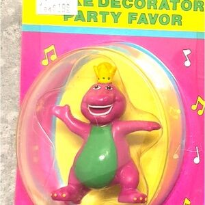 Purple Dinosaur Party Favor cake decoration